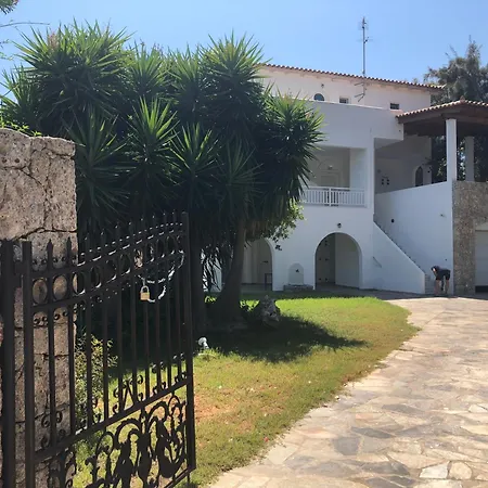 Alexandros Country house