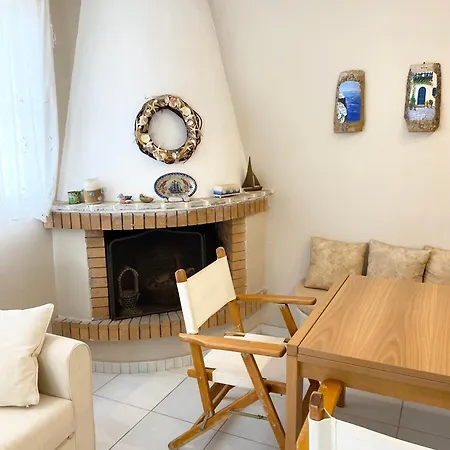 カントリーハウス Alexandros ポルト・ヘリ